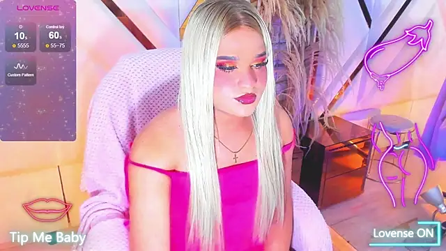 Snapshot of Elody_Preysler69 chatting on 9, 10, 2025 Elody Preysler69 online show from 9, 10, 2025