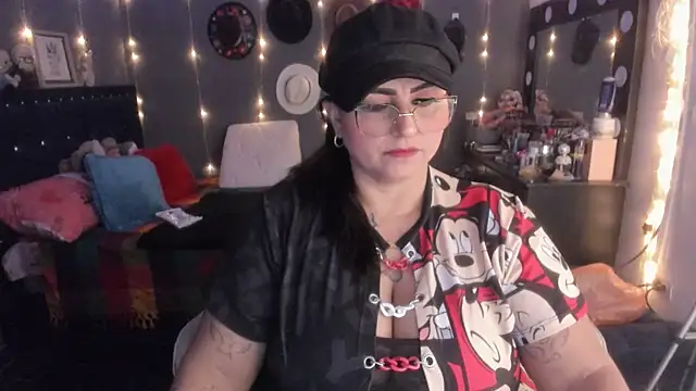 Ivonnee   online show from 16, 3, 2025