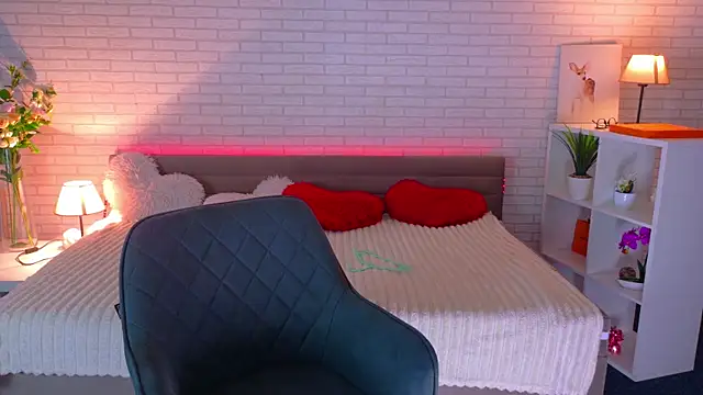 NovaBlissss online show from 26, 4, 2026