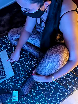 Lina lolo online show from 8, 9, 2025