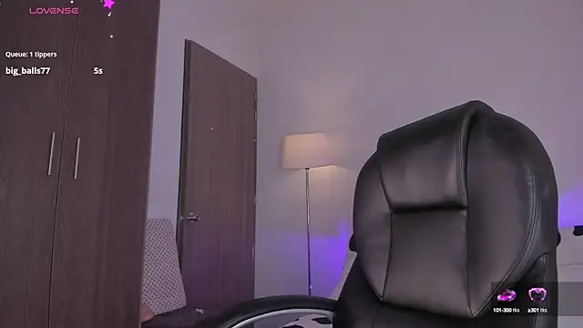 Snapshot of ambx04_ chatting on 22, 3, 2025 ambx04 online show from 22, 3, 2025