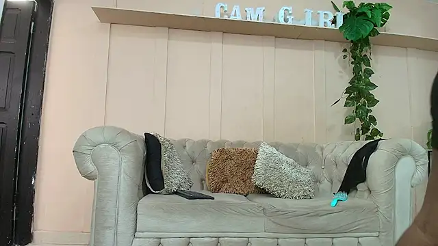 kayna gomez online show from 5, 2, 2025