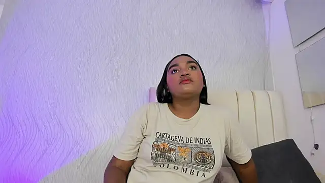 kayna gomez online show from 11, 11, 2025