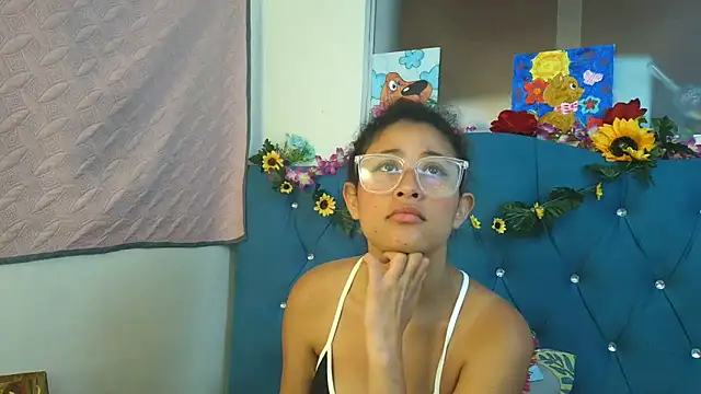 Milkdulce1 online show from 20, 4, 2026