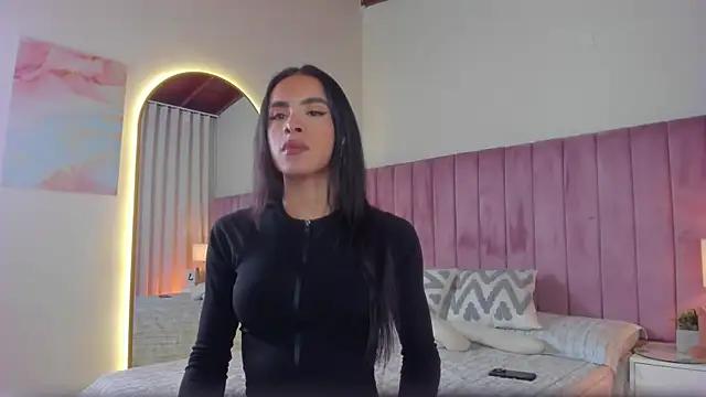 Aleja arango1 online show from 8, 1, 2026