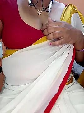 Snapshot of Sexy-Telugunayana2 chatting on 13, 2, 2025 Sexy-Telugunayana2 online show from 13, 2, 2025