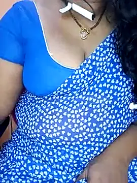 Snapshot of Sexy-Telugunayana2 chatting on 17, 2, 2025 Sexy-Telugunayana2 online show from 17, 2, 2025