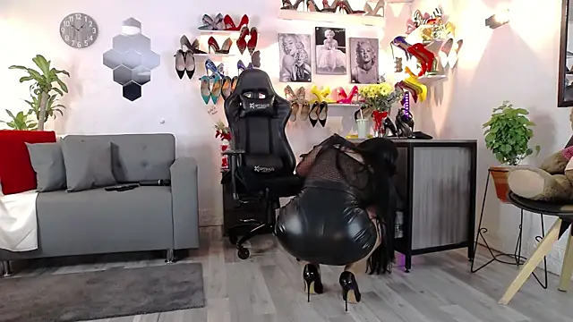 Carlajohnson online show from 19, 3, 2026