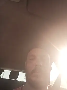 WadedGuzzling online show from 6, 8, 2026