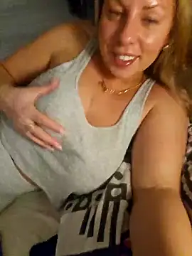 Snapshot of Sparkle2206 chatting on 30, 11, 2025 Sparkle2206 online show from 30, 11, 2025