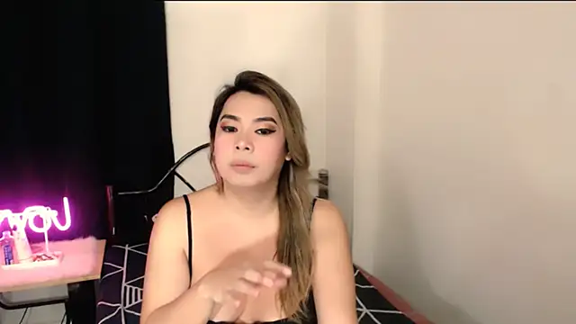 Nathalie Heartxoxo69 online show from 9, 2, 2026