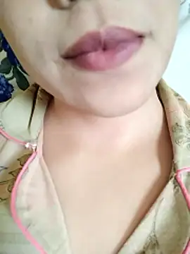 Snapshot of Anki-doll chatting on 5, 5, 2026 Anki-doll online show from 5, 5, 2026