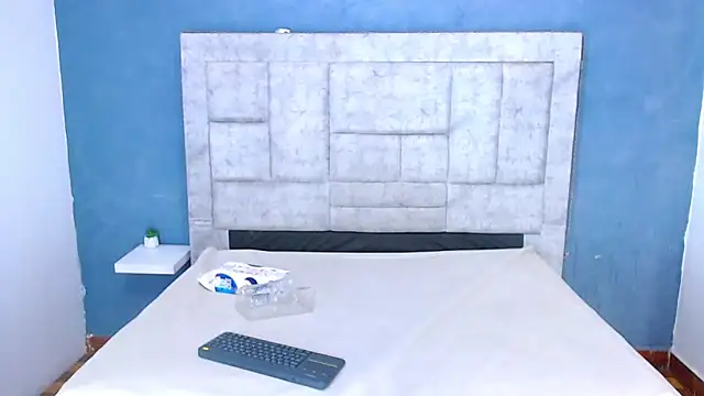 Eban Dustan online show from 5, 12, 2024