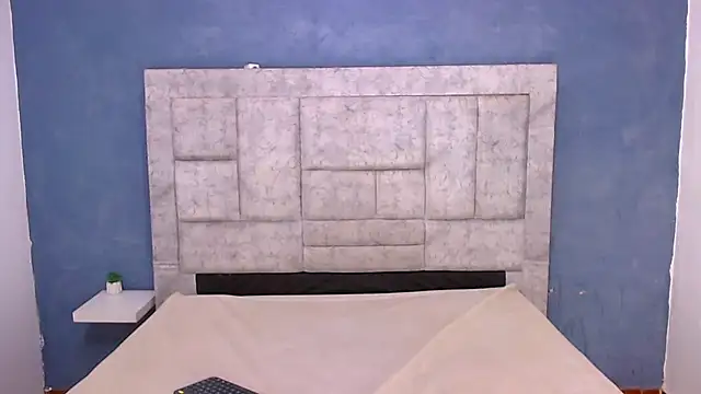 Eban Dustan online show from 6, 12, 2024