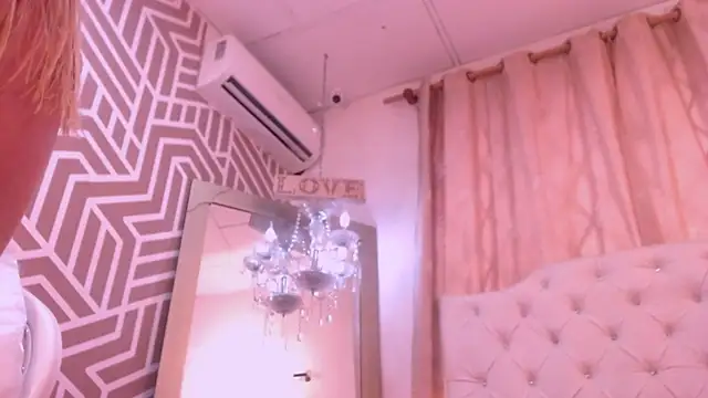 SashaDurante online show from 23, 4, 2026