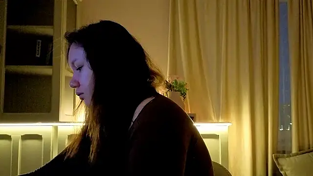 Alisia Mars online show from 1, 2, 2026