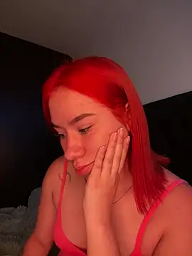 Im Valen Cute online show from 18, 2, 2025