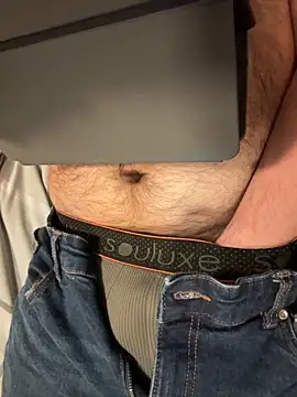 Snapshot of Dan8736 chatting on 25, 10, 2025 Dan8736 online show from 25, 10, 2025