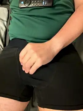 Snapshot of Dan8736 chatting on 26, 10, 2025 Dan8736 online show from 26, 10, 2025