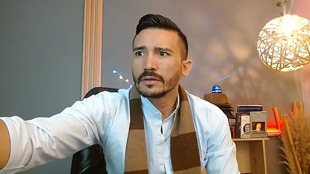 Reiko 85  online show from 1, 4, 2026