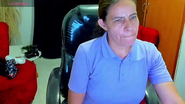 Milf karlye online show from 26, 11, 2025