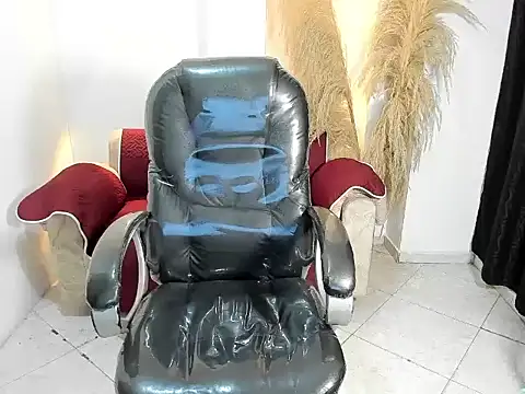 Milf karlye online show from 9, 5, 2026