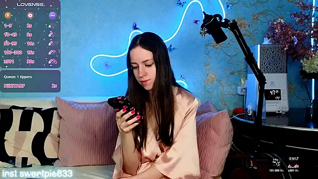 Anal Girl  online show from 11, 1, 2025