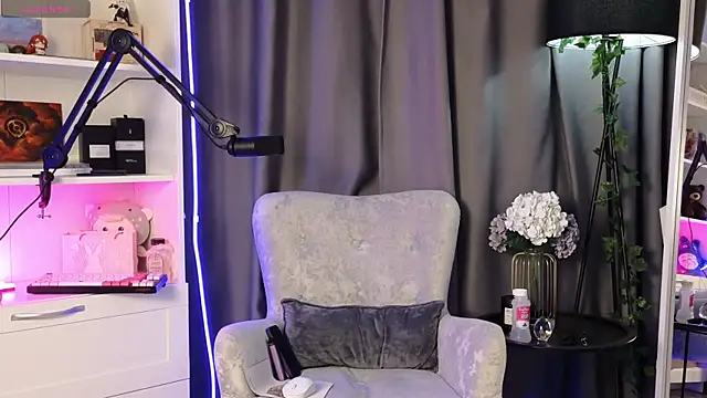 Snapshot of Anal_Girl_ chatting on 21, 5, 2026 Anal Girl online show from 21, 5, 2026