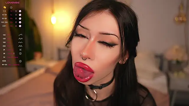 Devilsss toy online show from 8, 11, 2025