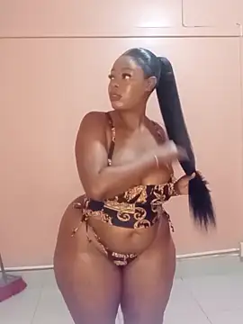 Luciouslips00 online show from 28, 4, 2026