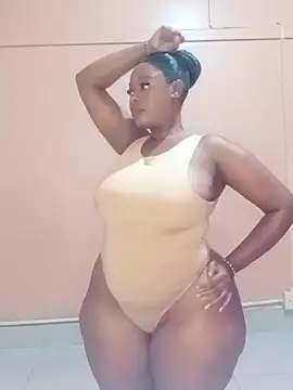 Luciouslips00 online show from 29, 4, 2026