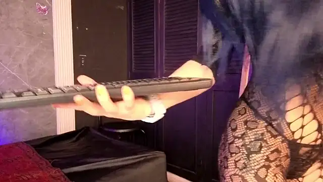 haileycat online show from 14, 6, 2026