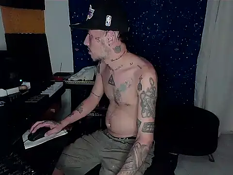 patrik tattoo  online show from 28, 12, 2024