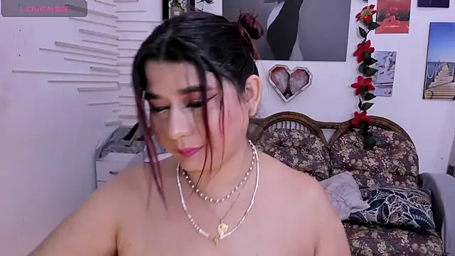 alinabozz1 online show from 19, 12, 2024