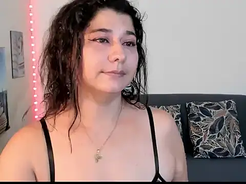 alinabozz1 online show from 15, 6, 2026