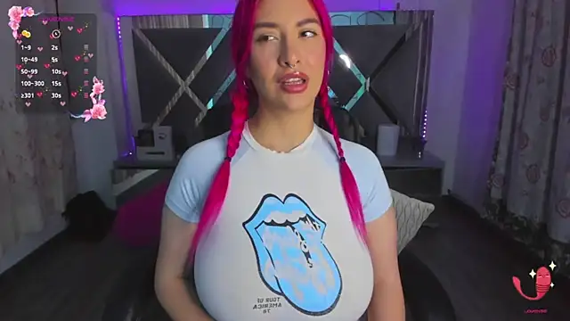 Snapshot of Malala_18 chatting on 19, 11, 2025 Malala 18 online show from 19, 11, 2025