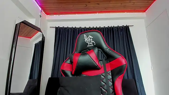 Keyth clement online show from 24, 4, 2026