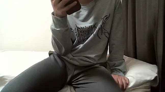 YU-KI00 online show from 12, 3, 2025