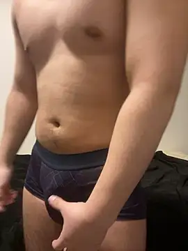 YU-KI00 online show from 28, 4, 2026