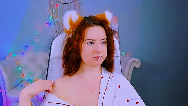 AnnTerry  online show from 25, 2, 2025