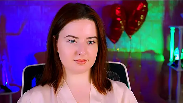 AnnTerry  online show from 8, 3, 2025