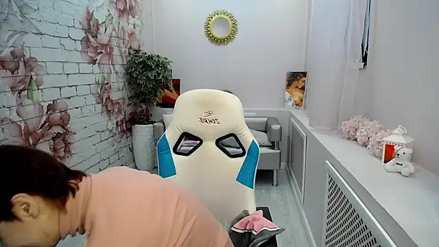 Snapshot of Cutie_Asya chatting on 19, 1, 2026 Cutie Asya online show from 19, 1, 2026