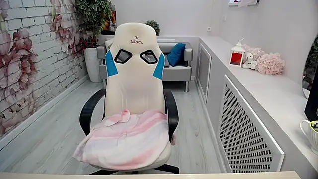 Snapshot of Cutie_Asya chatting on 3, 2, 2026 Cutie Asya online show from 3, 2, 2026