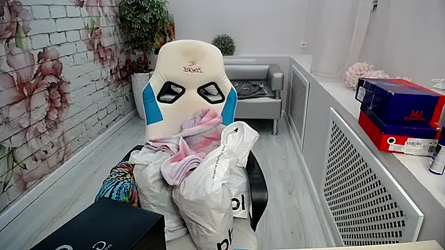 Snapshot of Cutie_Asya chatting on 16, 2, 2026 Cutie Asya online show from 16, 2, 2026