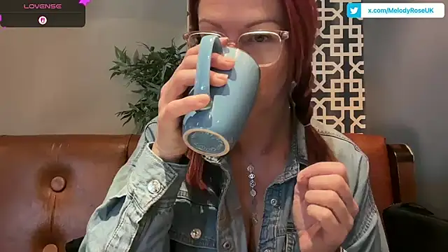 MelodyRoseUk online show from 25, 11, 2025