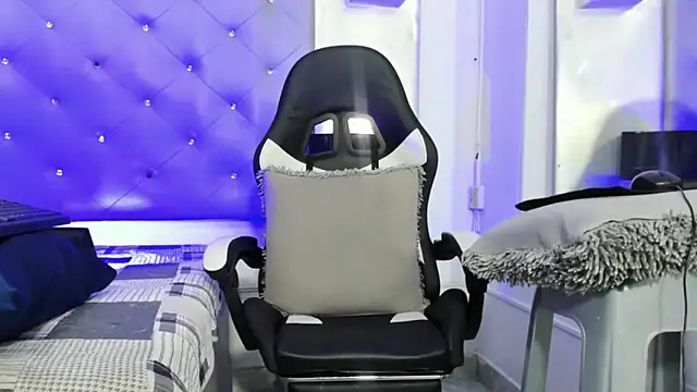 JuanDiegoKing online show from 21, 2, 2025