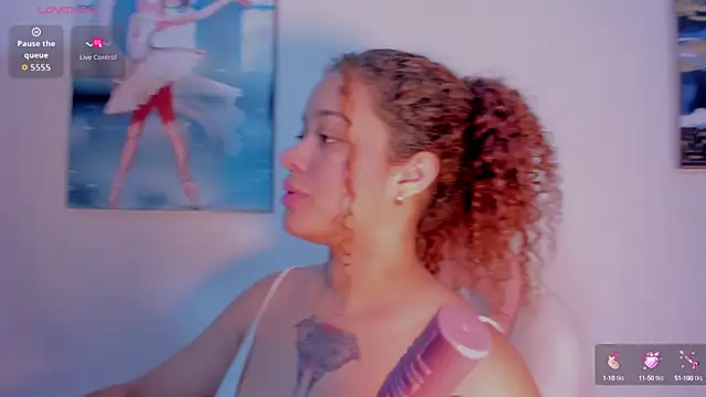 zulyjones online show from 30, 9, 2025