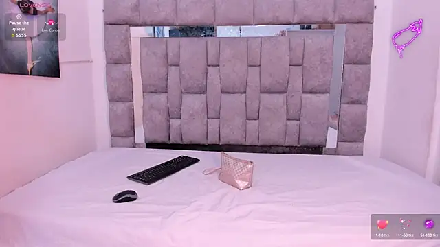 zulyjones online show from 4, 10, 2025