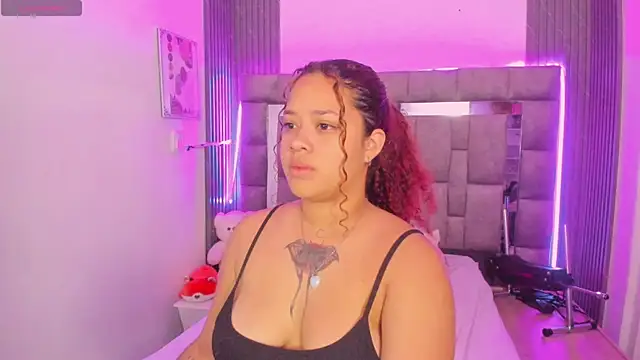 zulyjones online show from 20, 4, 2026