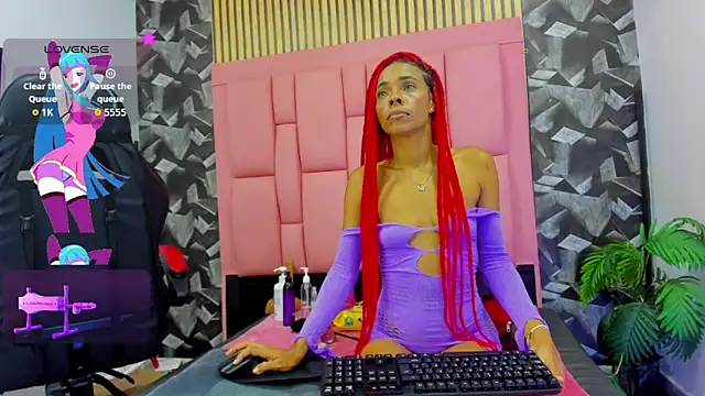 Brithanyslim online show from 28, 4, 2026